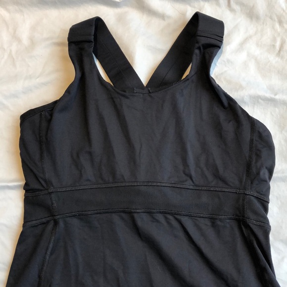 Lululemon tank